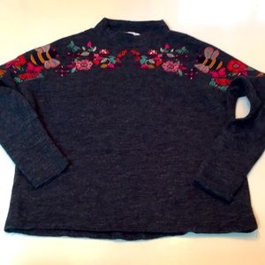 THML sweater with embroidery
